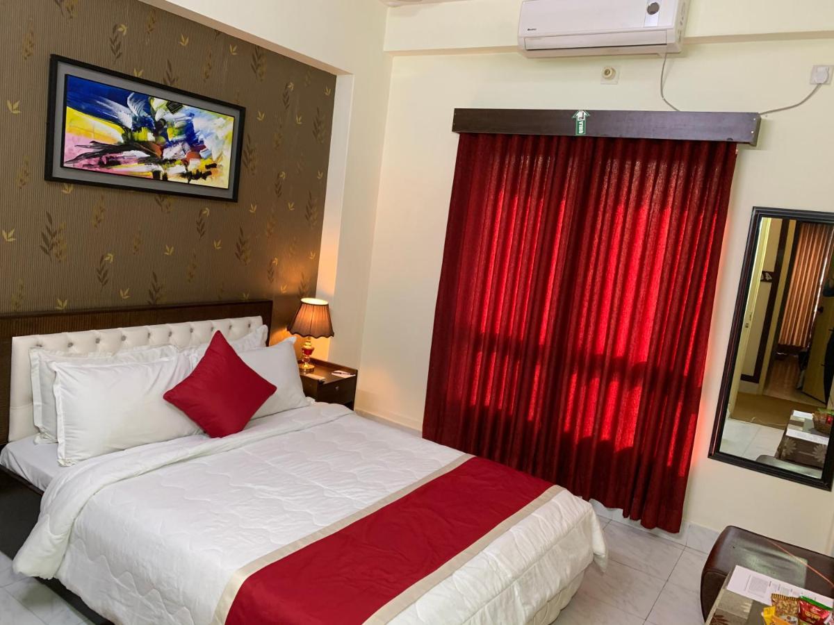 Hotel Grand Circle Inn Дакка Екстер'єр фото